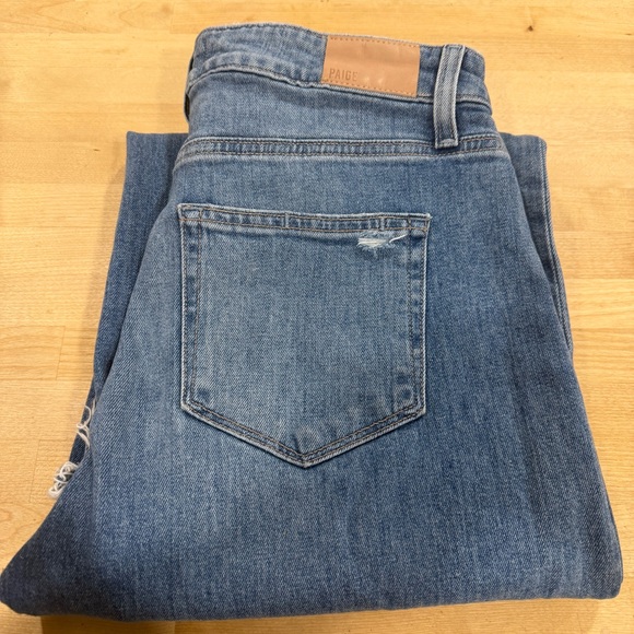 PAIGE ANESSA COVERED BUTTON & RAW HEM WIDE LEG LILAH DESTRUCTED - Picture 10 of 11